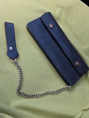 Men's leather wallet with chain and belt attachment